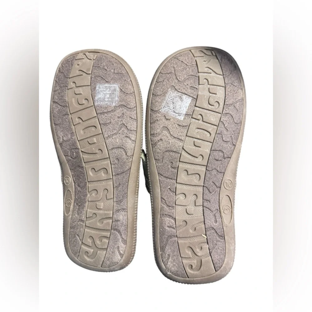 MAGELLAN Outdoors  Flip Flop Sandals Men’s Size 10 EUC